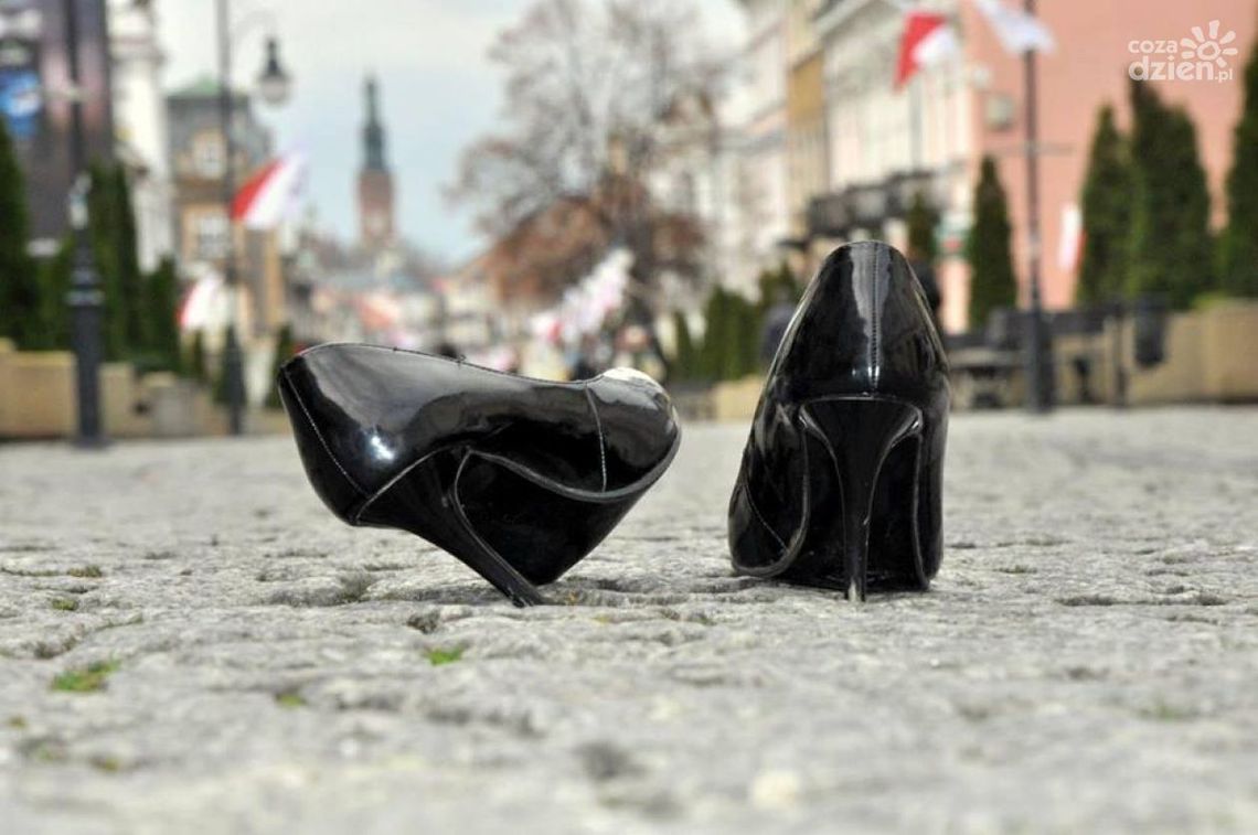 Szpilkostrada na deptaku