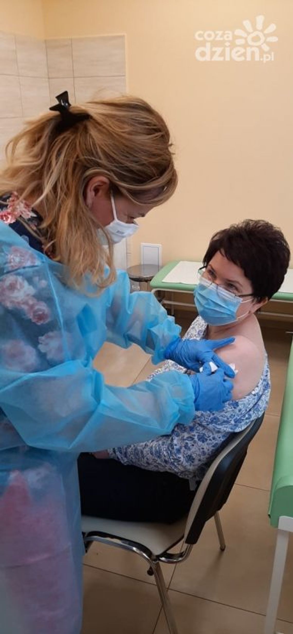 Szpital w Iłży. Zaszczepiono pierwsze osoby Szpital w Iłży. Zaszczepiono pierwsze osoby