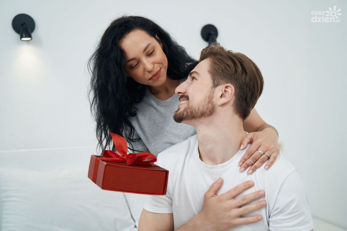 Szukasz pomysłu na prezent dla niego? Przegląd niezapomnianych prezentów dla chłopaka. Szukasz pomysłu na prezent dla niego? Przegląd niezapomnianych prezentów dla chłopaka.