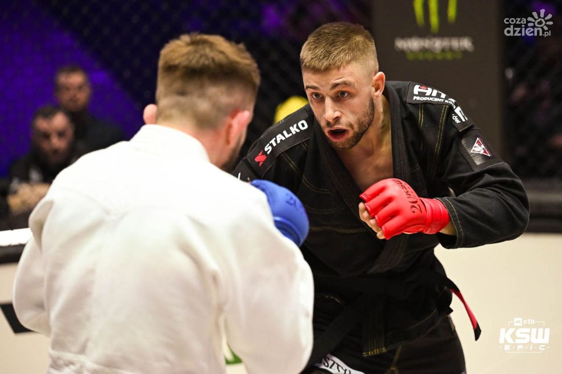 Szybka wygrana Piotra Kacprzaka na XTB KSW Epic w Gliwicach