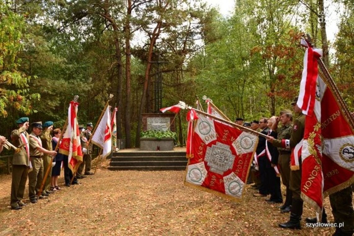 Szydłowiec. 75 rocznica bitwy pod Ciechostowicami Szydłowiec. 75 rocznica bitwy pod Ciechostowicami
