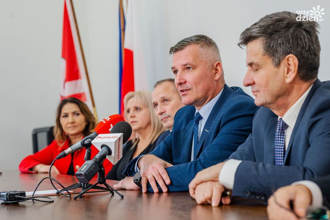 Szydłowiec. Coraz bliżej rozbudowy drogi wojewódzkiej nr 727 Szydłowiec. Coraz bliżej rozbudowy drogi wojewódzkiej nr 727