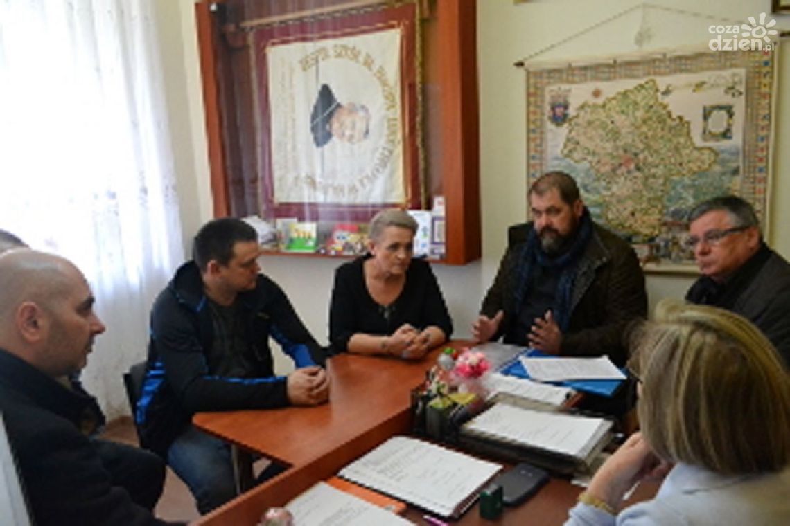 Szydłowiec. Modernizacja szkoły w Majdowie