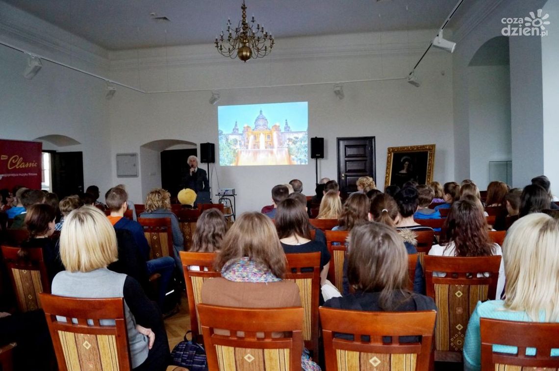 SZYDŁOWIEC: Muzeum nagrodzone