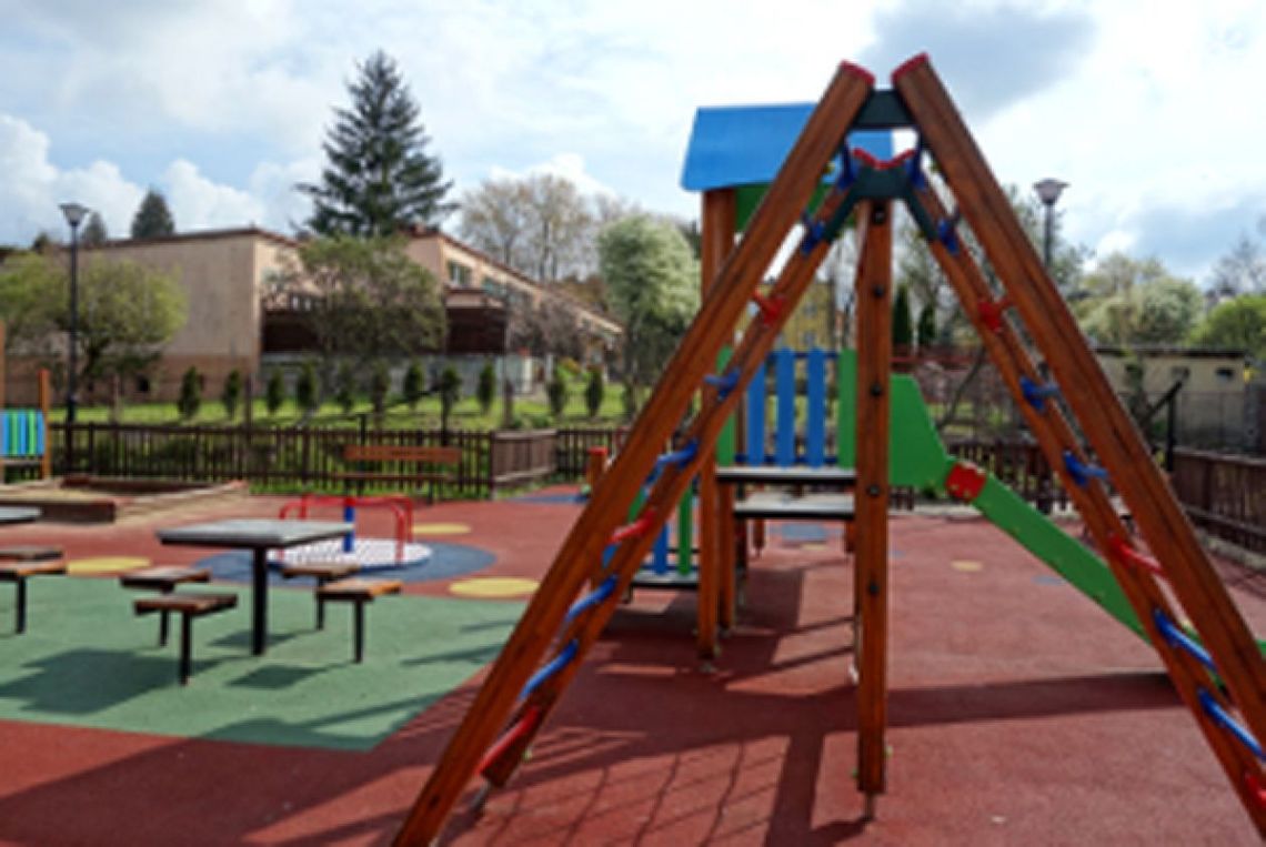 SZYDŁOWIEC. Place zabaw po przeglądzie SZYDŁOWIEC. Place zabaw po przeglądzie