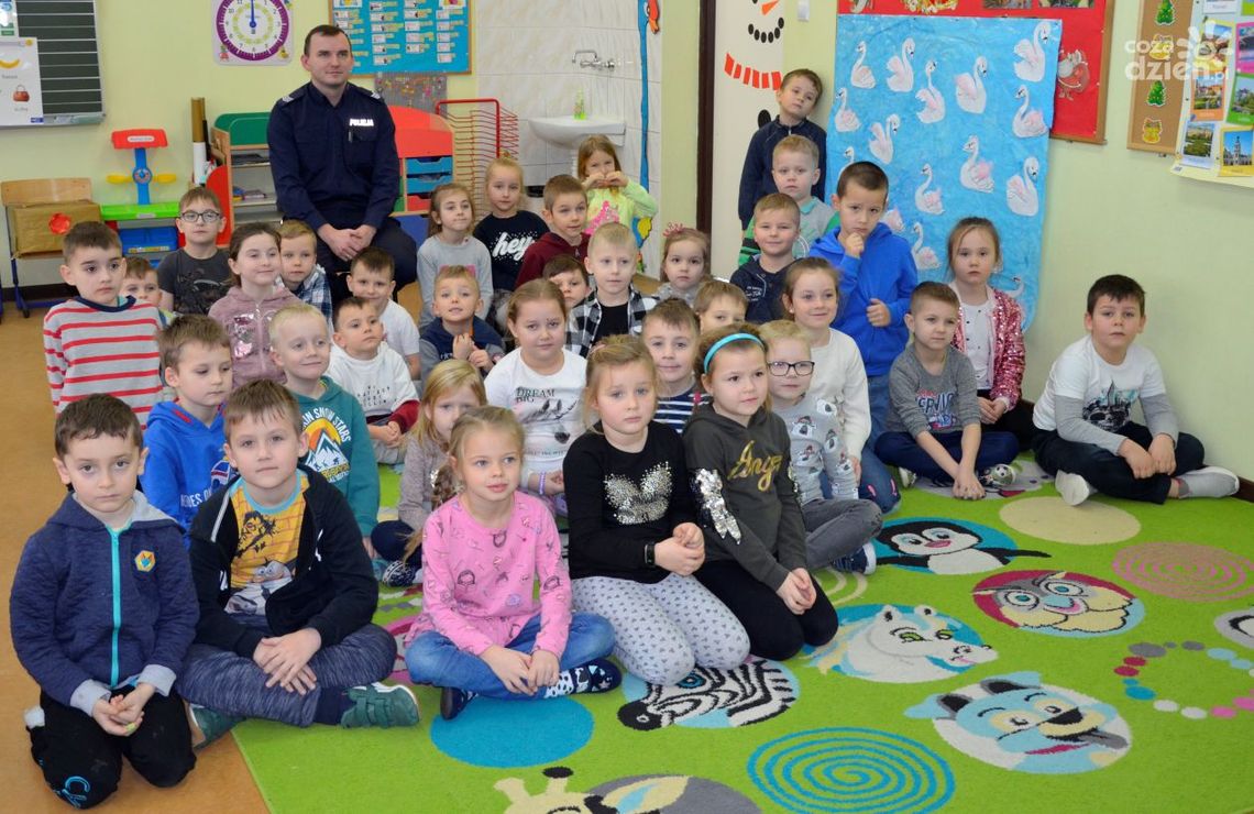 Szydłowiec. Policjanci z wizytą w przedszkolu