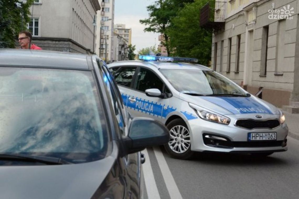 Szydłowiec. Policyjny pościg za kierującym