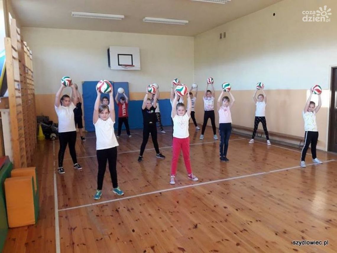 Szydłowiec. Prezenty dla PSP w Sadku