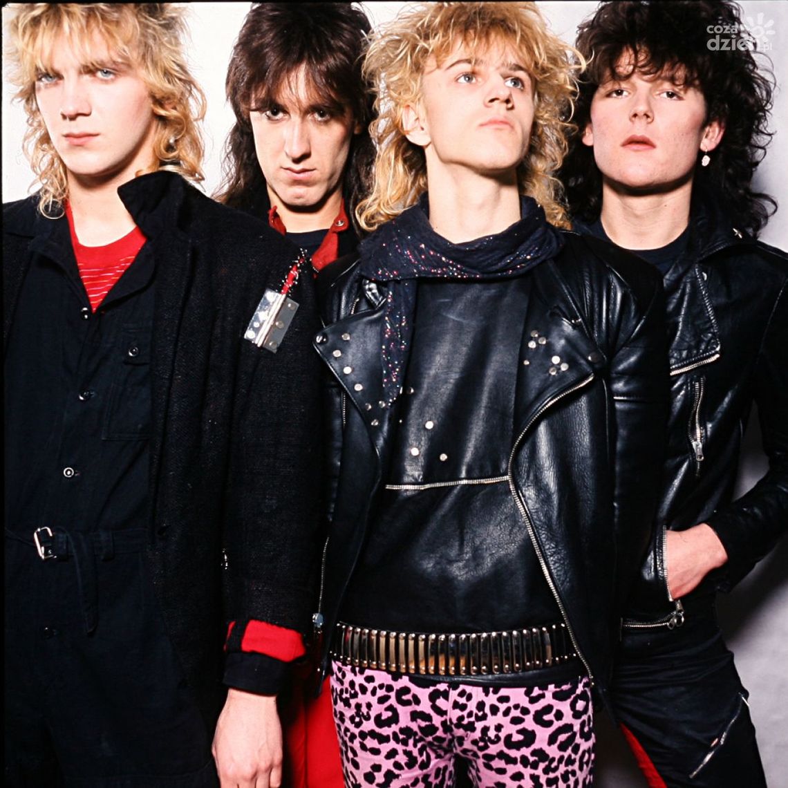 SZYDŁOWIEC. Tablica dla Azyl P. SZYDŁOWIEC. Tablica dla Azyl P.