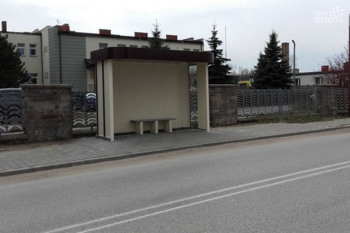 Szydłowiec. Wiosenne prace na gminnych drogach