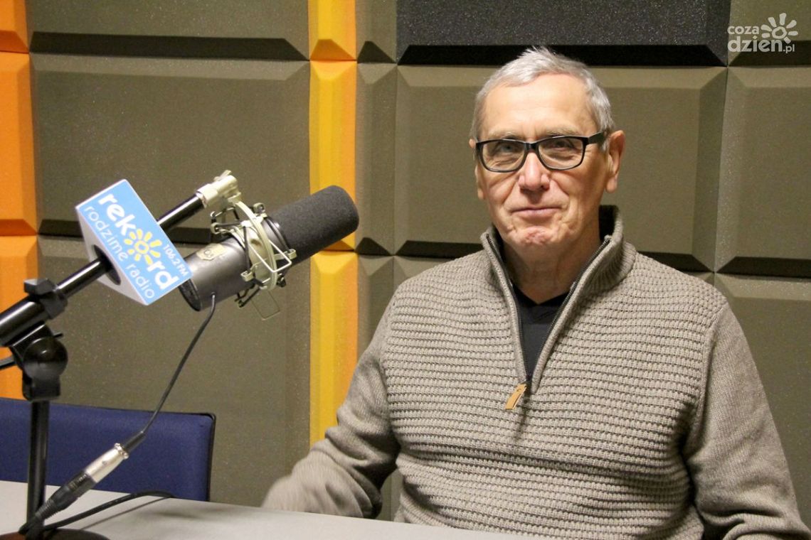Tadeusz Kraska w studiu lokalnym Radia Rekord