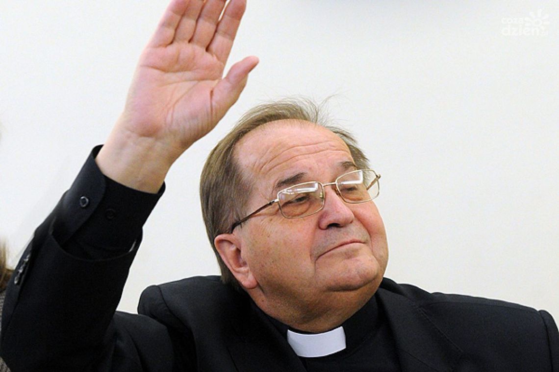 Tadeusz Rydzyk: Odznaczony medalem...Straży Ochrony Kolei