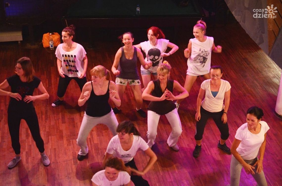 Tańcz, baw się i chudnij - zajęcia od poniedziałku!