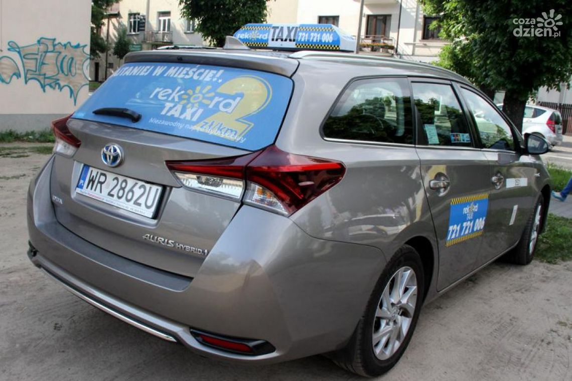 Taxi Rekord. Zapłać kartą