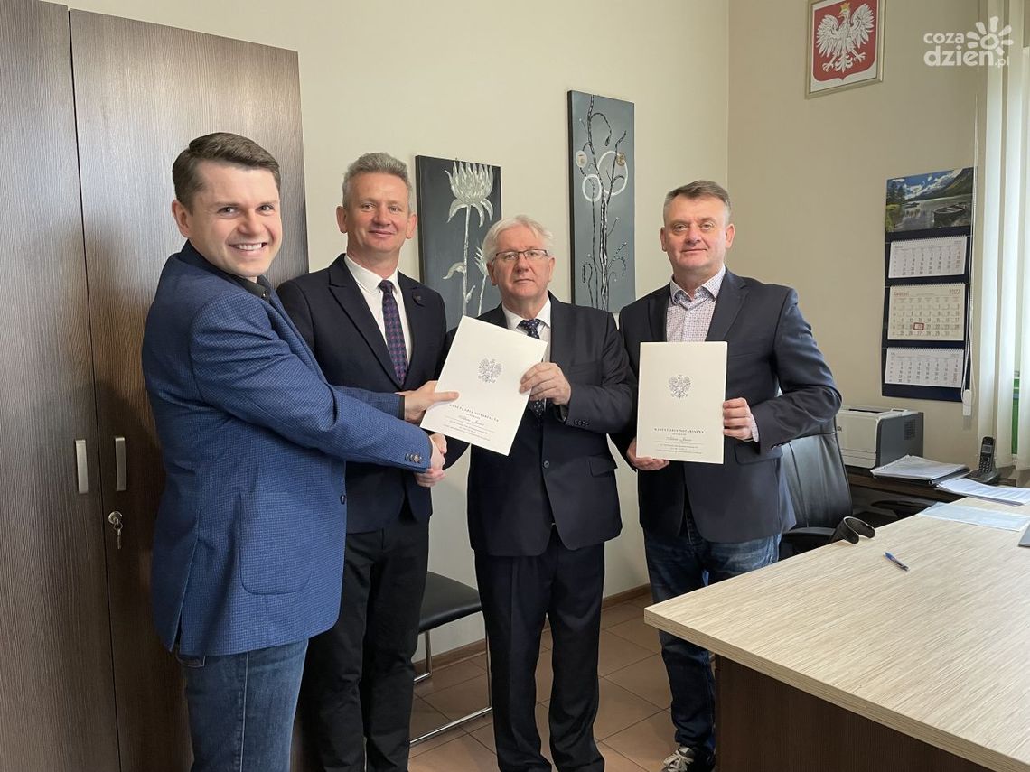 Teren dawnej siedziby Komendy Policji w Zwoleniu przekazany starostwu