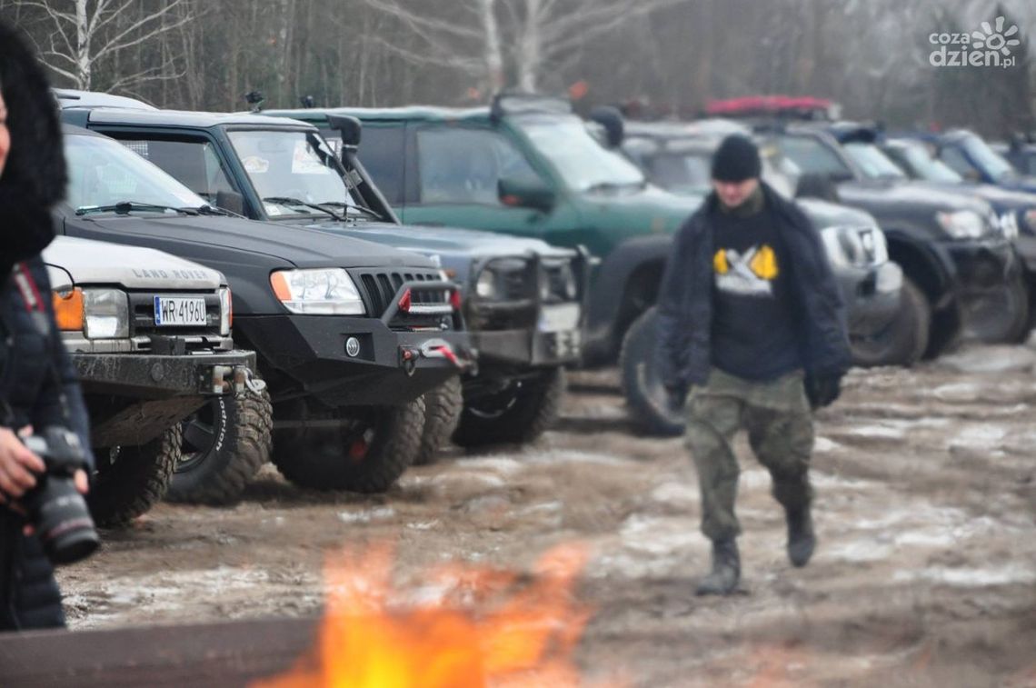Terenówki jechały dla Krzysia Terenówki jechały dla Krzysia