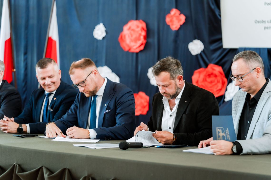 Termomodernizacja szkoły w Starych Zawadach z unijnym dofinansowaniem Termomodernizacja szkoły w Starych Zawadach z unijnym dofinansowaniem