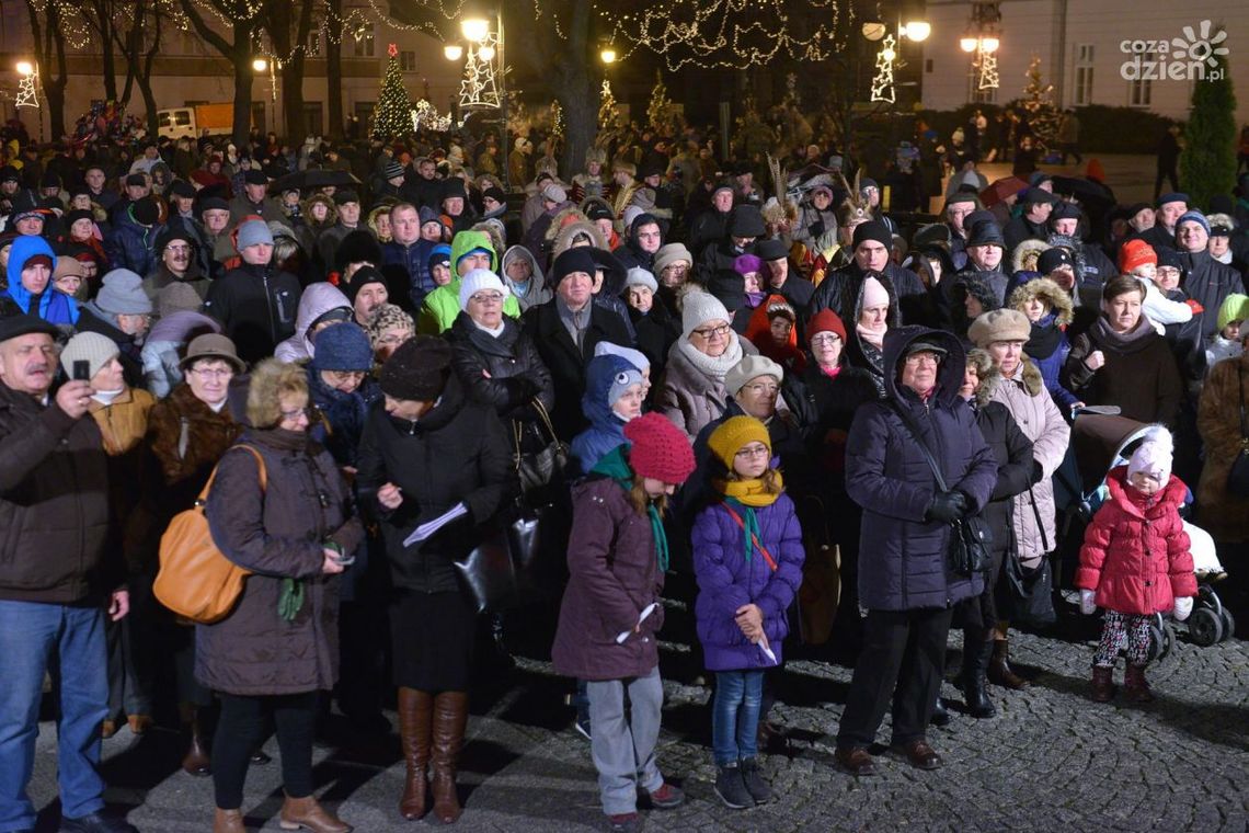 Tłumy radomian na "Wigilii na deptaku"