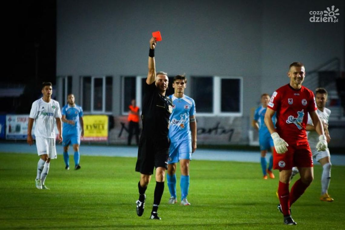 To był prawdziwy festiwal żółtych kartek (VIDEO)