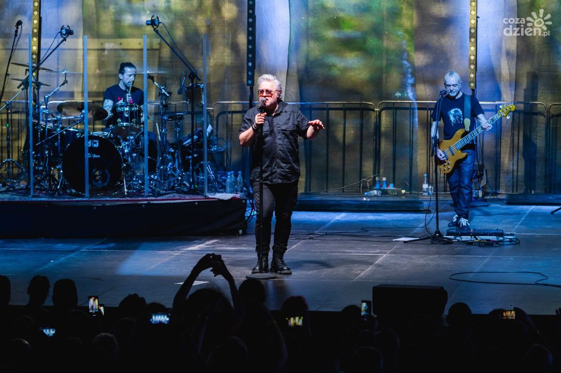 To było święto rocka! IRA obchodziła 35-lecie w rodzinnym Radomiu. W hali RCS bawiły się tłumy!