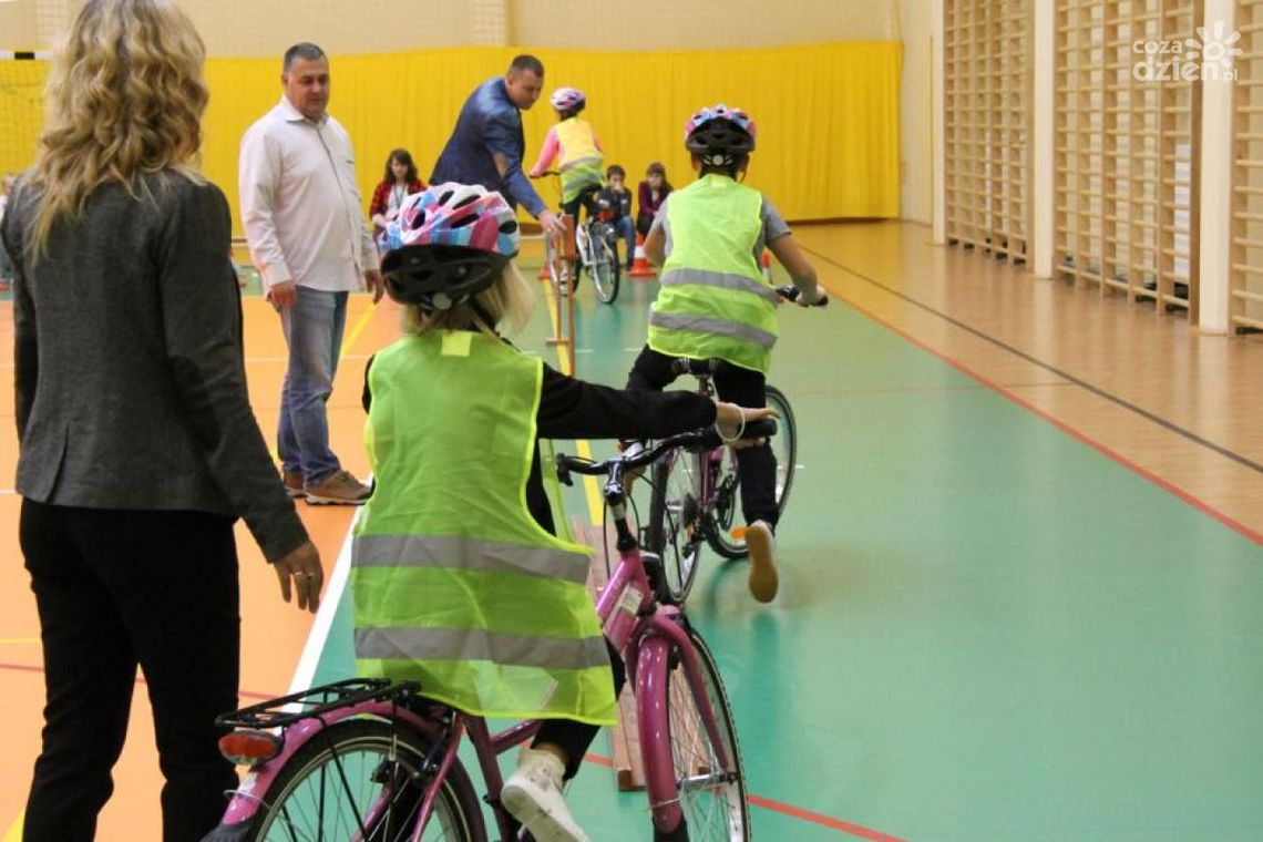 To nie obciach! Noś odblaski