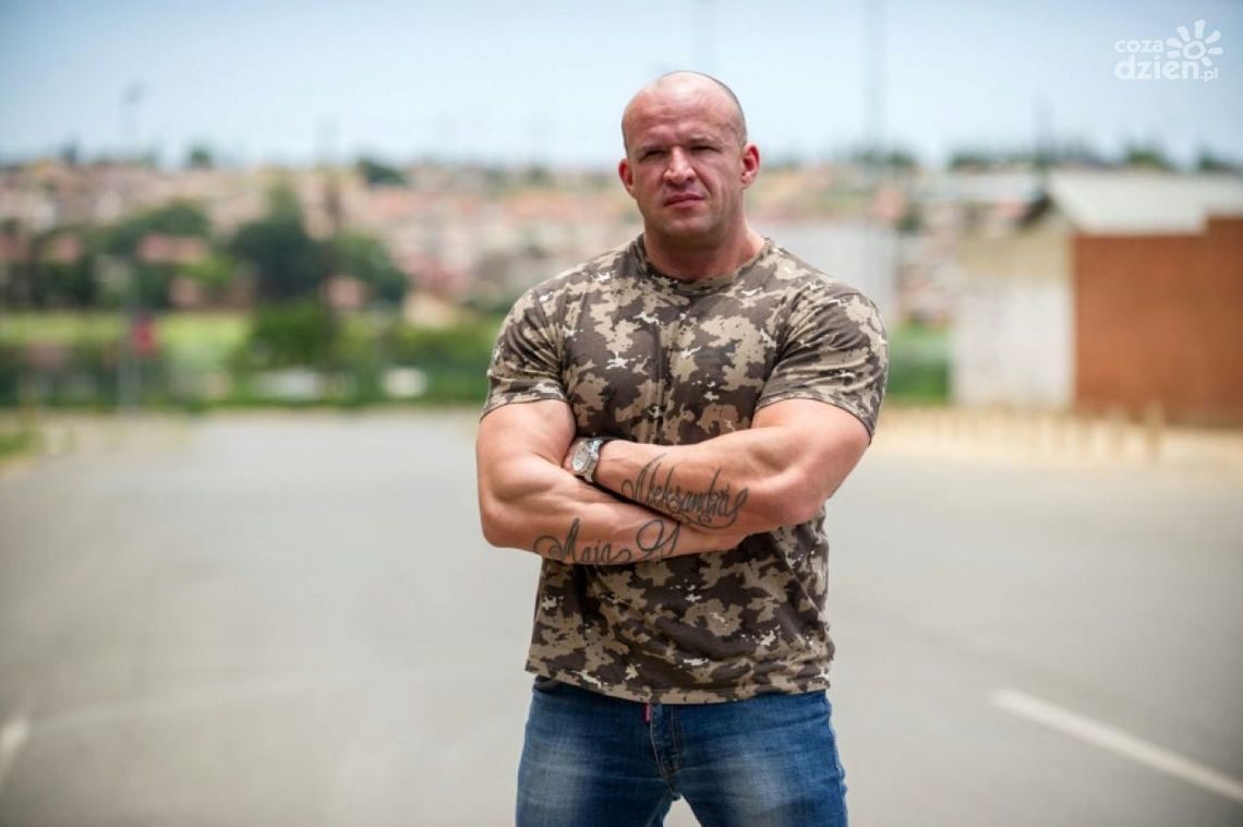 Tomasz Oświeciński: Eksżonie przeszkadzały sceny pocałunku