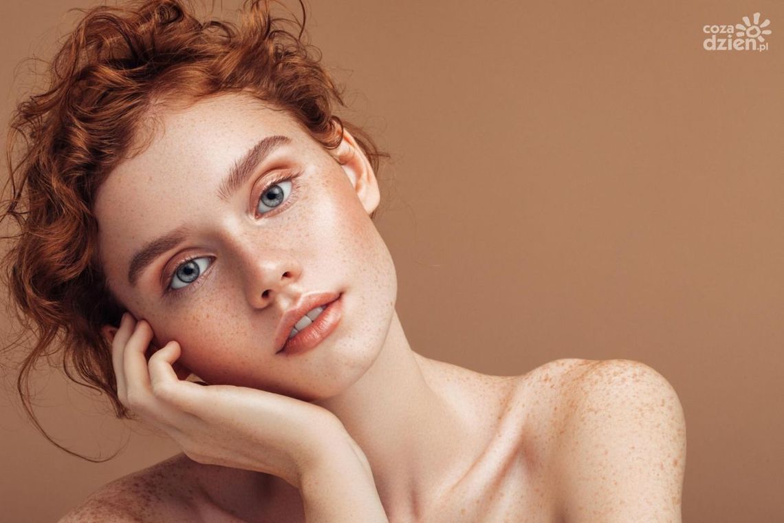 Top 5 kosmetyków marki RVB LAB, które odmienią Twoją cerę Top 5 kosmetyków marki RVB LAB, które odmienią Twoją cerę