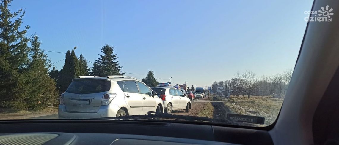 Trablice. 78-latek spowodował wypadek [WIDEO]