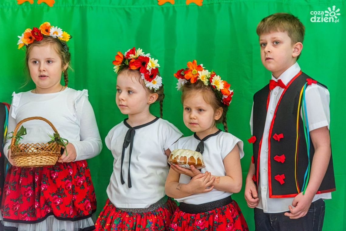 Tradycje Wielkanoce w PP nr 11 Tradycje Wielkanoce w PP nr 11