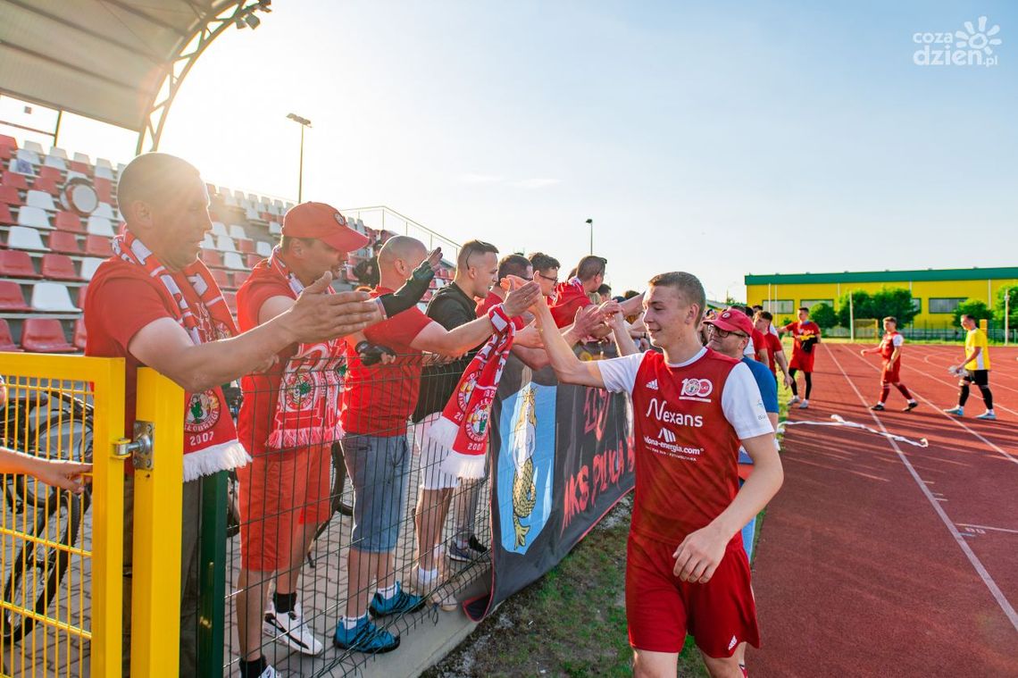 Transferowa karuzela w Pilicy. Klub pozyskał ośmiu zawodników, a to jeszcze nie koniec Transferowa karuzela w Pilicy. Klub pozyskał ośmiu zawodników, a to jeszcze nie koniec