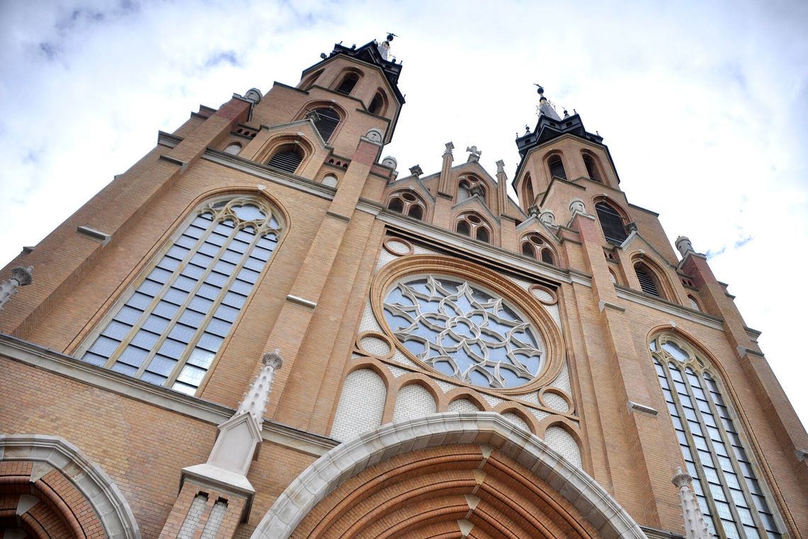 Transmisja mszy świętej z radomskiej katedry