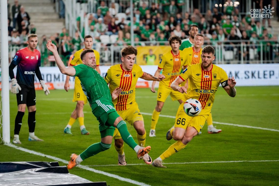 Trener Korony przed meczem z Radomiakiem: - Ta decyzja to absurd!