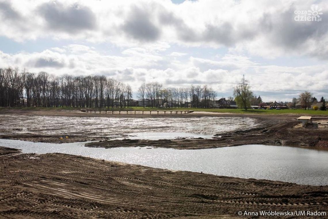 Trwa próbne napełnianie zbiornika na Borkach