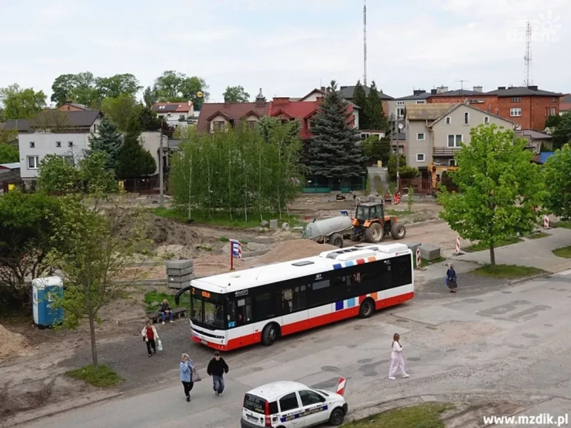 Trwa przebudowa pętli autobusowych na Pruszakowie i Zamłyniu Trwa przebudowa pętli autobusowych na Pruszakowie i Zamłyniu
