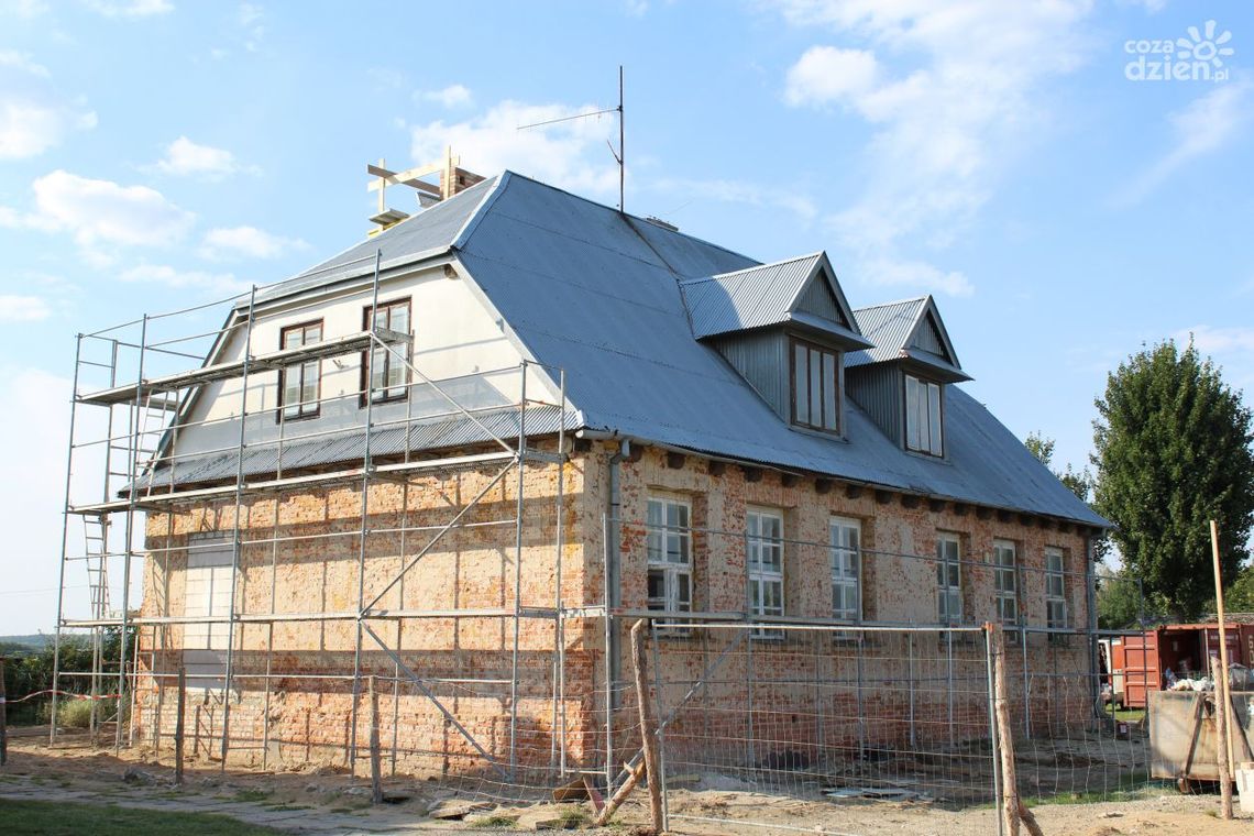 Trwa remont budynku w Suliszce. Jest pomysł na jego zagospodarowanie