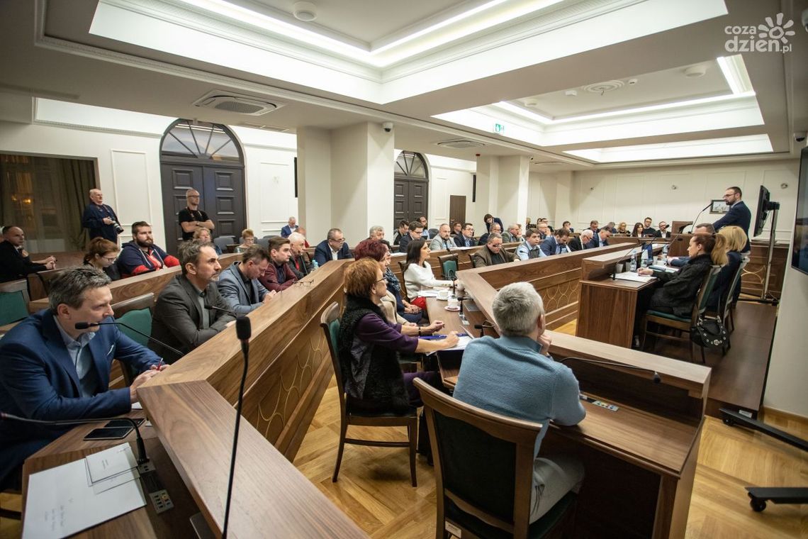 Trwa sesja budżetowa