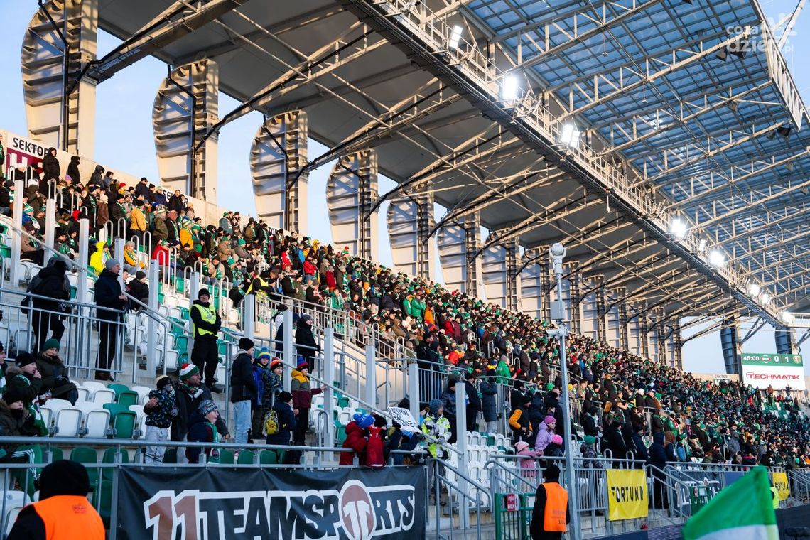 Trwa sprzedaż biletów na mecz Radomiak - Widzew Trwa sprzedaż biletów na mecz Radomiak - Widzew