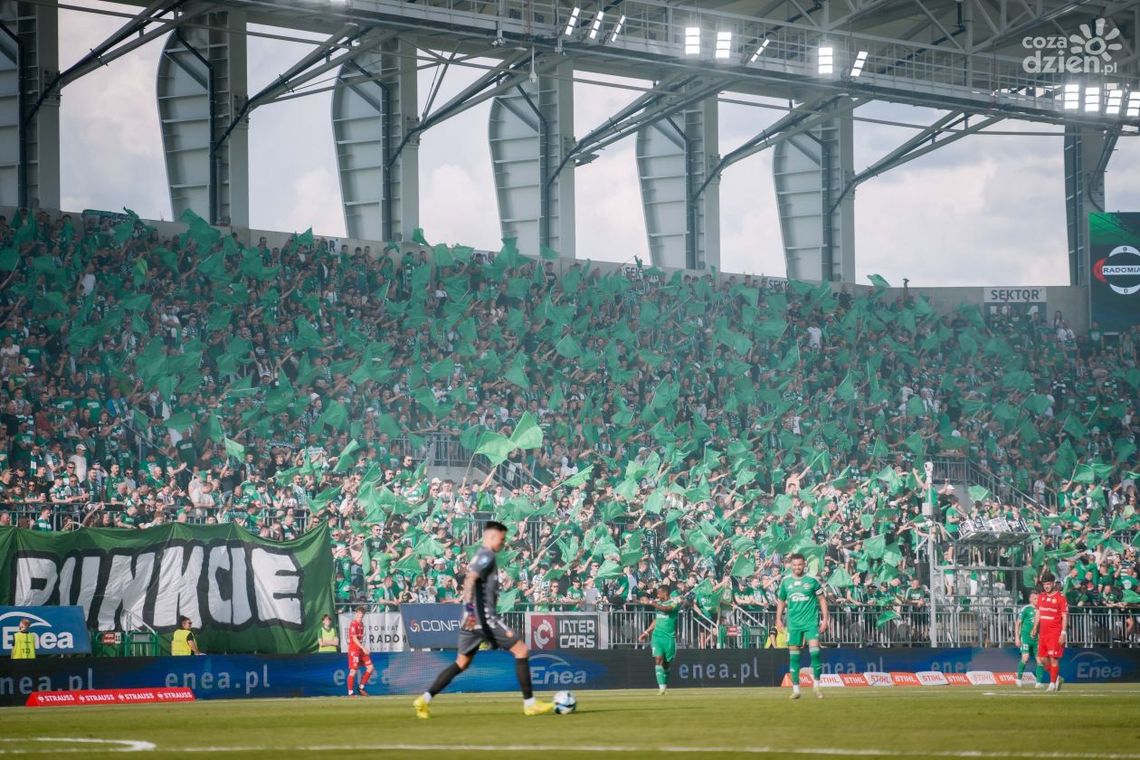 Trwa sprzedaż biletów na mecz Radomiaka z Cracovią