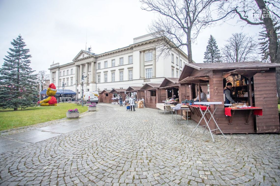 Trwa świąteczny kiermasz 