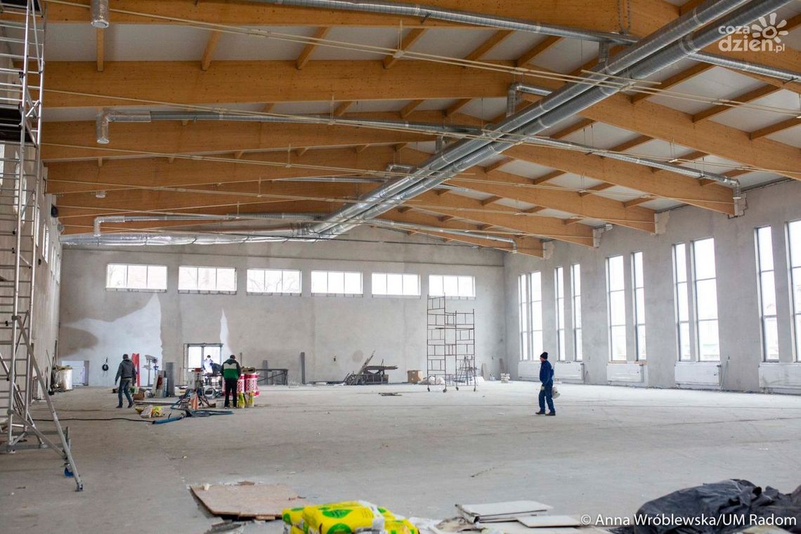 Trwają prace przy budowie nowej sali gimnastycznej