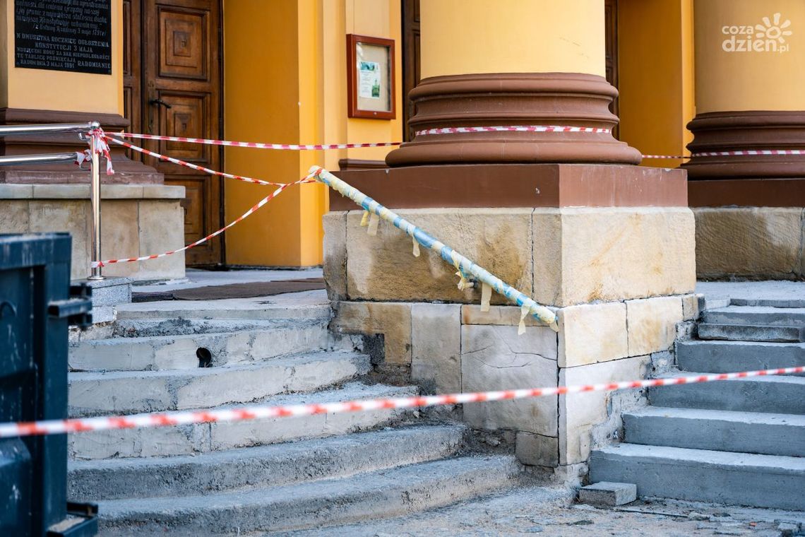 Trwają prace przy kościele garnizonowym. Zobacz zdjęcia