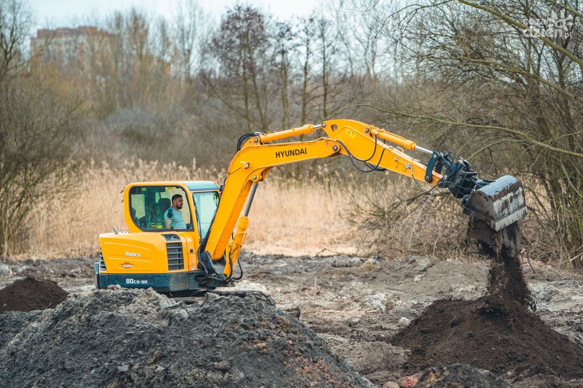 Trwają prace przy rzece Mlecznej w Radomiu 