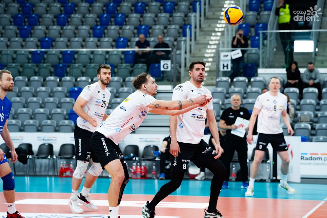 Trzech zawodników Czarnych w drużynie 26. kolejki PLS 1. Ligi