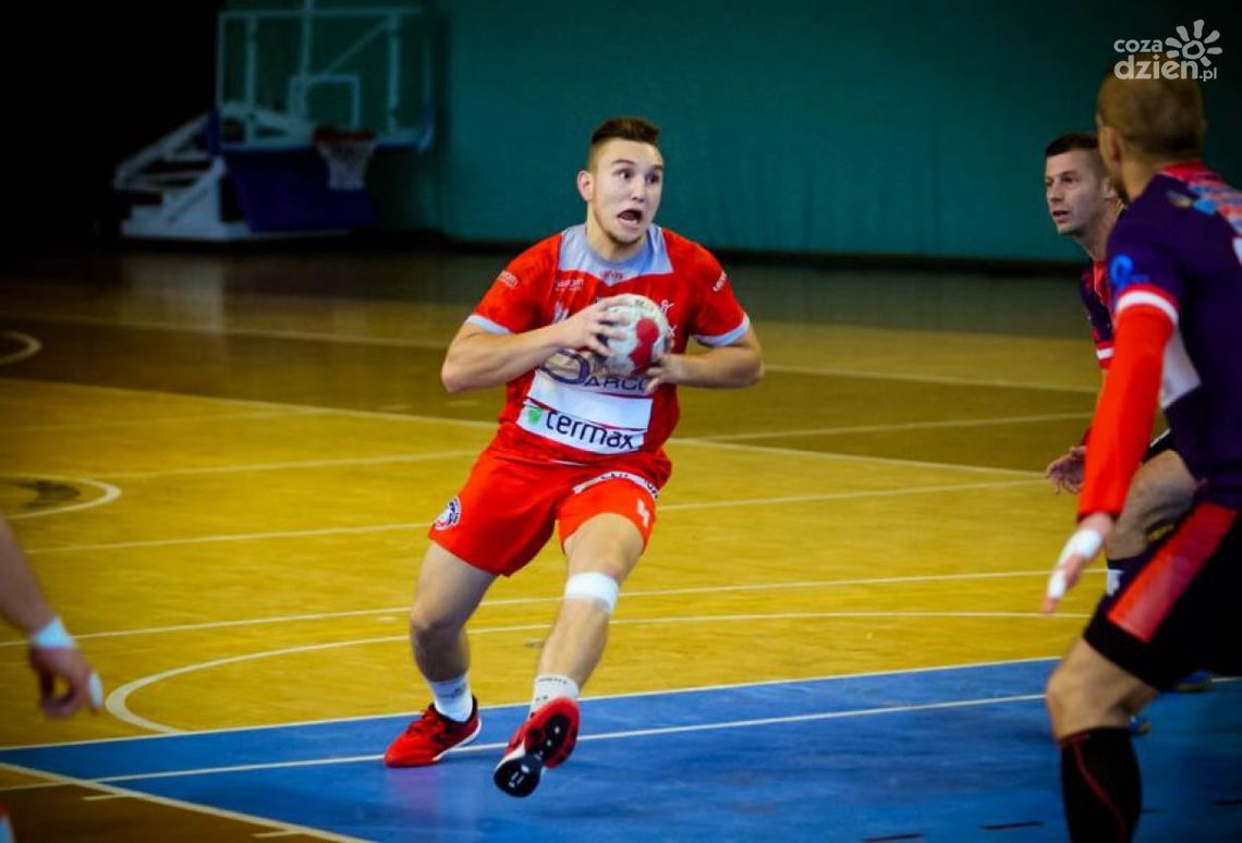 Trzecia porażka Uniwersytetu