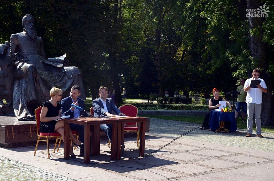 Trzecie narodowe czytanie z Sienkiewiczem