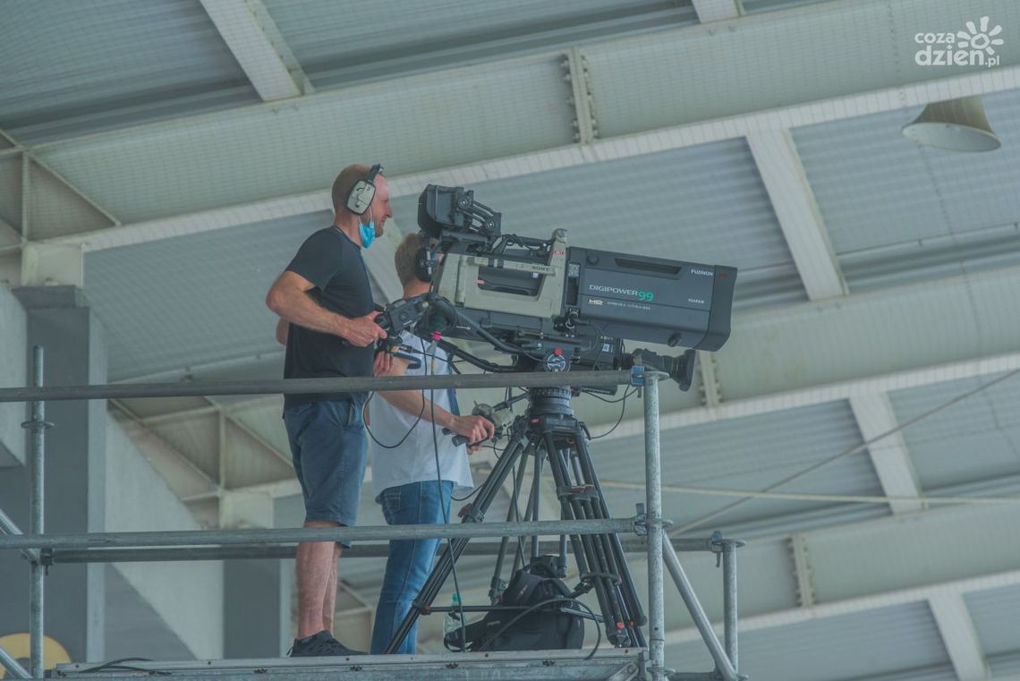 Trzy niedzielne mecze w telewizji. Zobaczysz: Radomiaka, Bruk-Bet i GKS Tychy