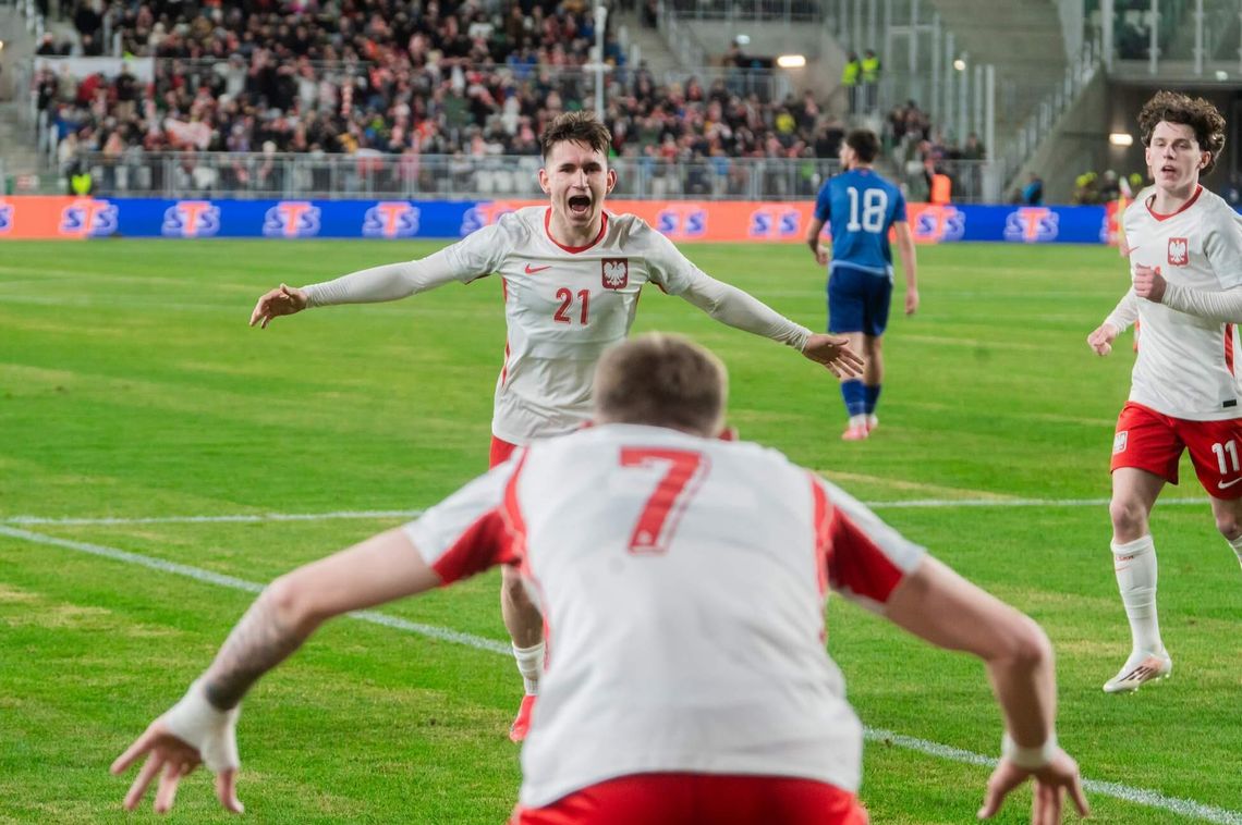 Trzy rzuty karne i pięć goli w Radomiu! Pewne zwycięstwo reprezentacji Polski U-21 z Armenią