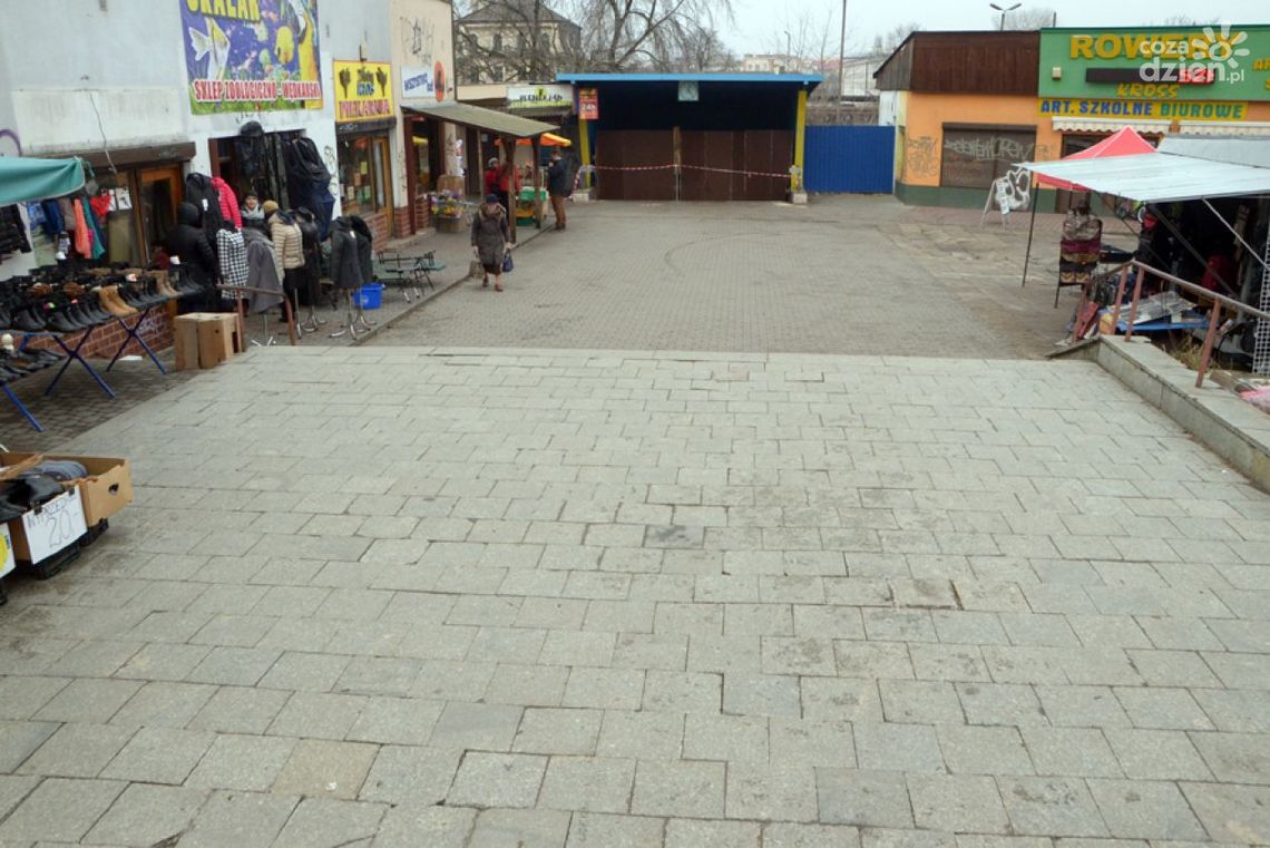 Tunel zamknięty, a kupcy bankrutują