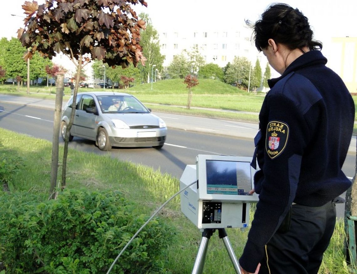 Tutaj koniecznie zdejmij nogę z gazu! Tutaj koniecznie zdejmij nogę z gazu!