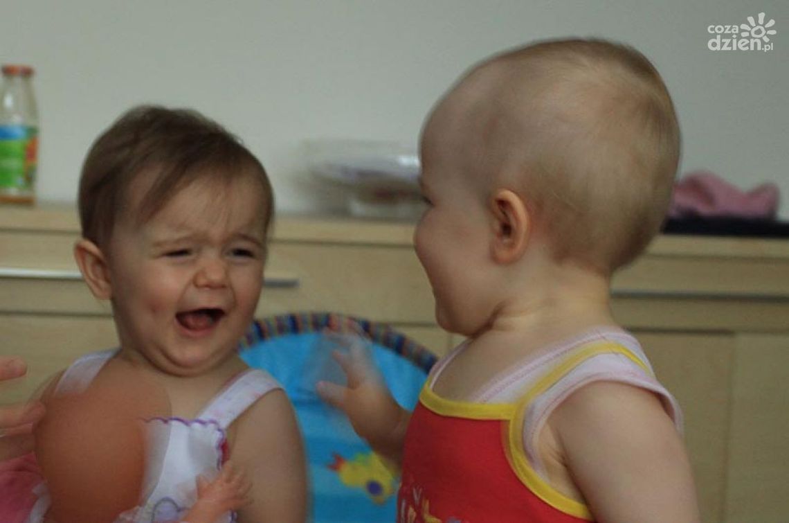 Twój dwulatek mówi zaledwie kilka słów? Bezpłatne porady Twój dwulatek mówi zaledwie kilka słów? Bezpłatne porady